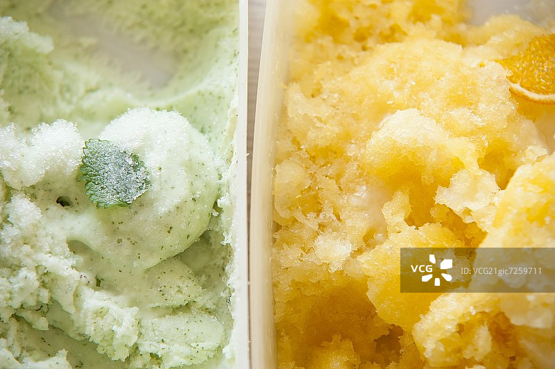 薄荷冰沙和橙子冰沙图片素材