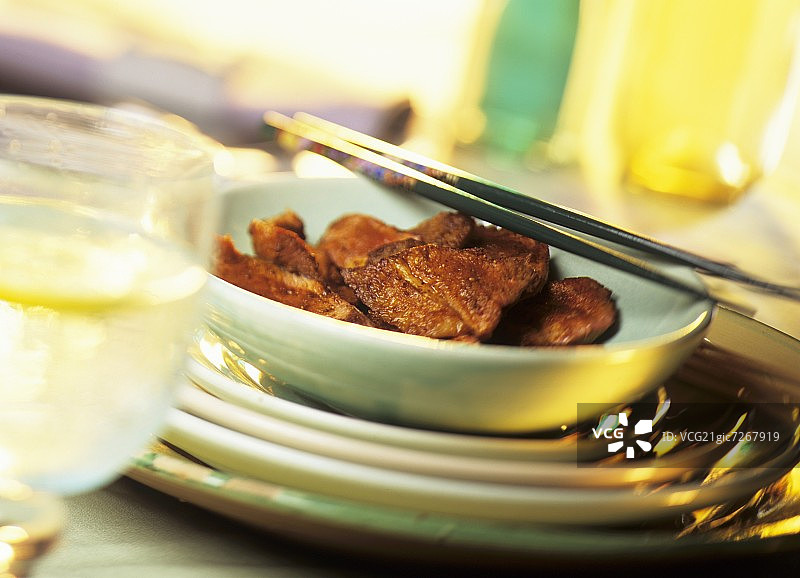 亚洲风味鸭胸图片素材