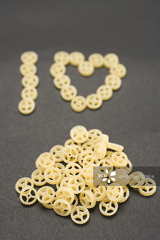 象征：我爱车轮意大利面图片素材