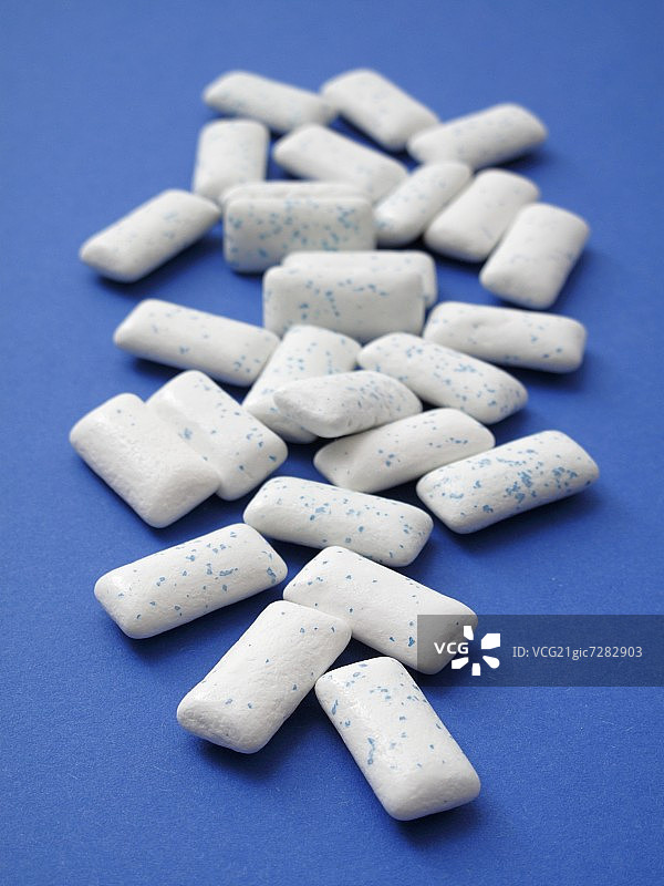 薄荷味口腔护理口香糖图片素材