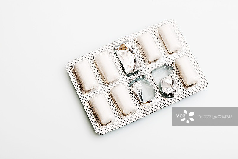 包装中的口香糖粒图片素材