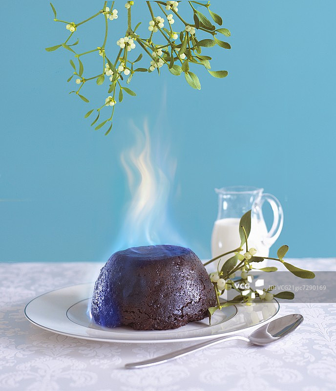 圣诞布丁和槲寄生图片素材