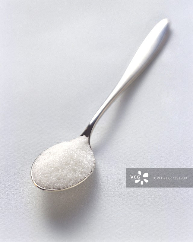 茶匙上的糖图片素材