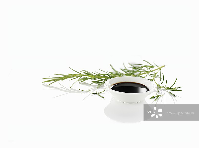 香醋和迷迭香图片素材