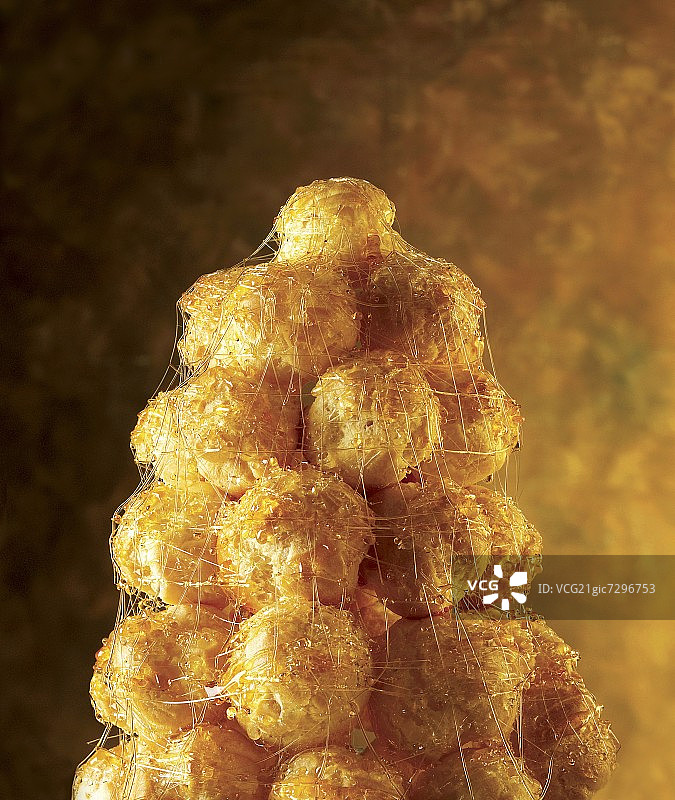 焦糖泡芙塔图片素材