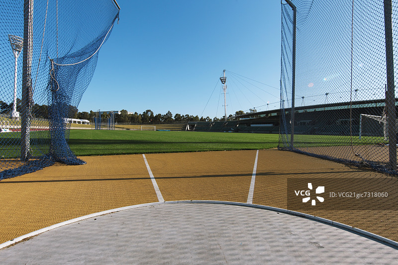 田径运动投掷笼图片素材