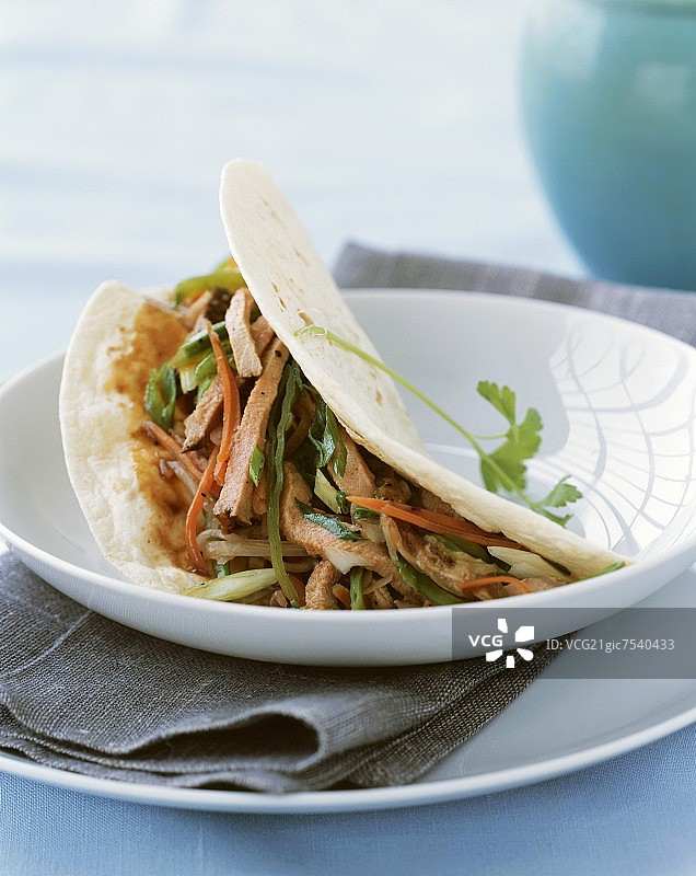 牛肉玉米卷图片素材