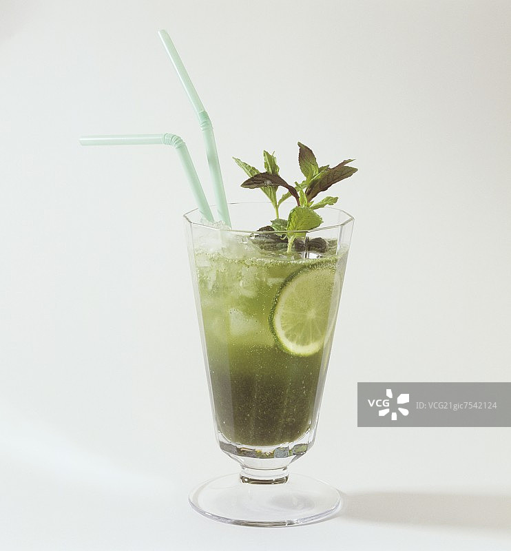 一杯薄荷朱利普图片素材