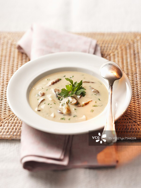 欧芹蘑菇汤图片素材