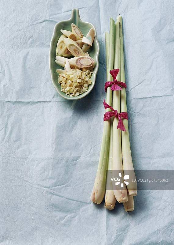 柠檬草（茎、切片和小块）图片素材