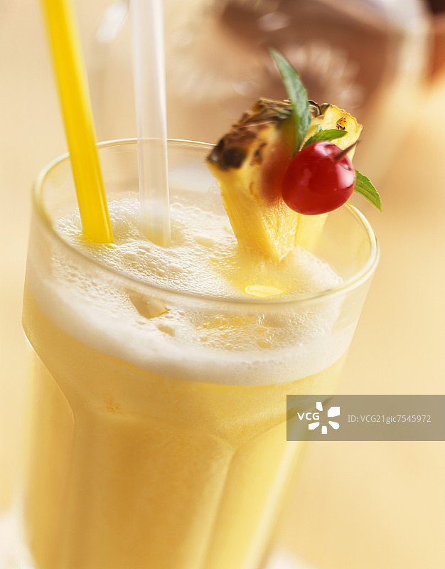 伦敦骑士桥：西柚汁鸡尾酒图片素材