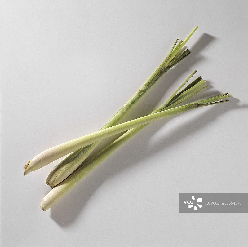 三根柠檬草图片素材