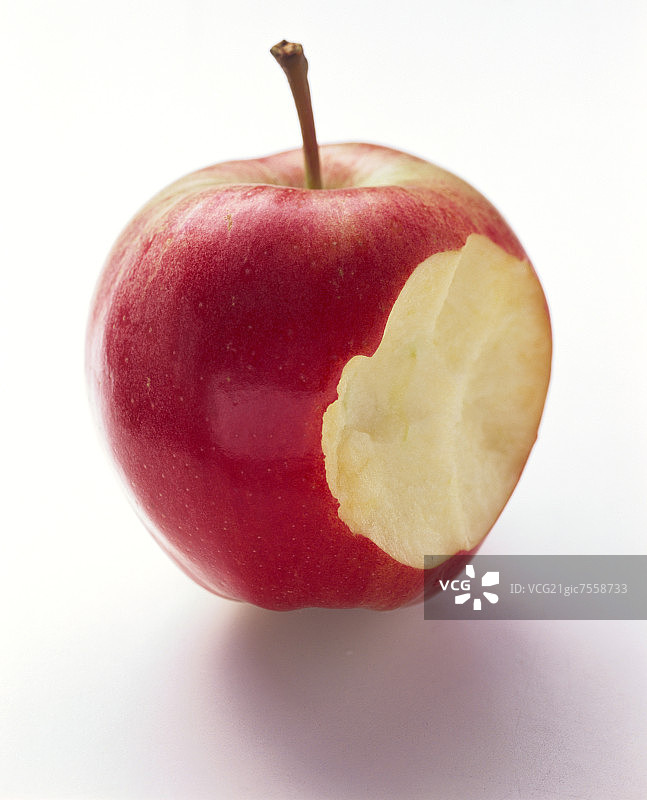 被咬了一口的嘎啦苹果图片素材