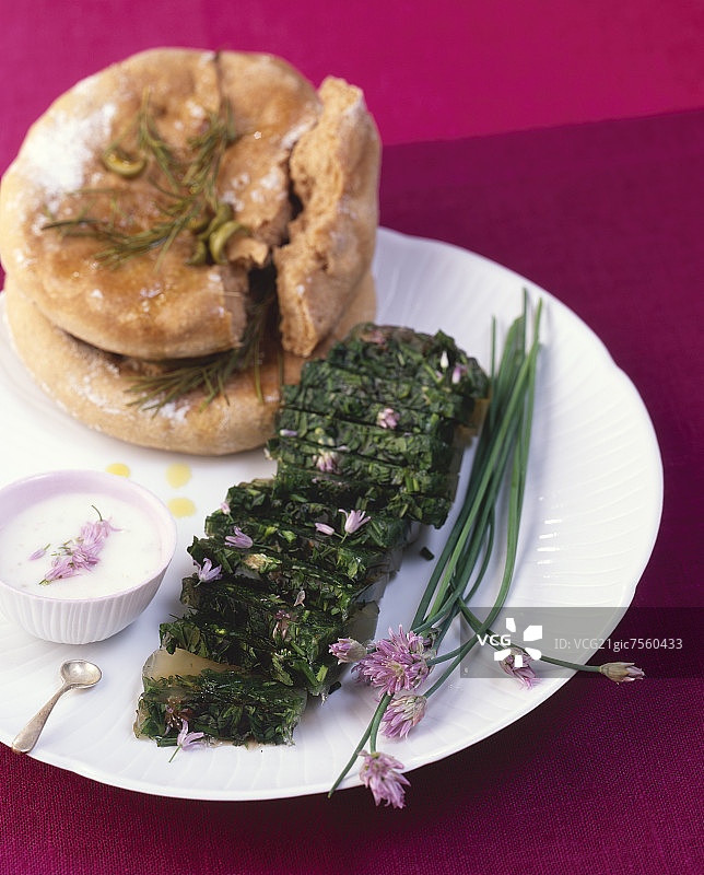 韭菜花酸奶草本果冻图片素材