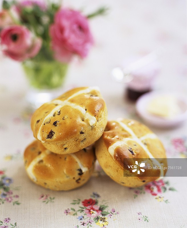 英式复活节特色美食：十字面包图片素材