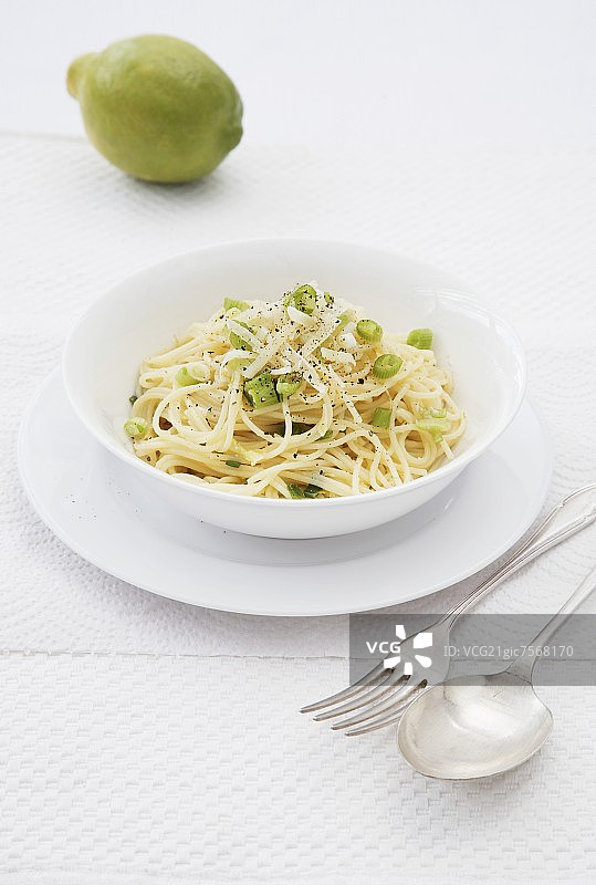 柠檬羊奶酪意面图片素材