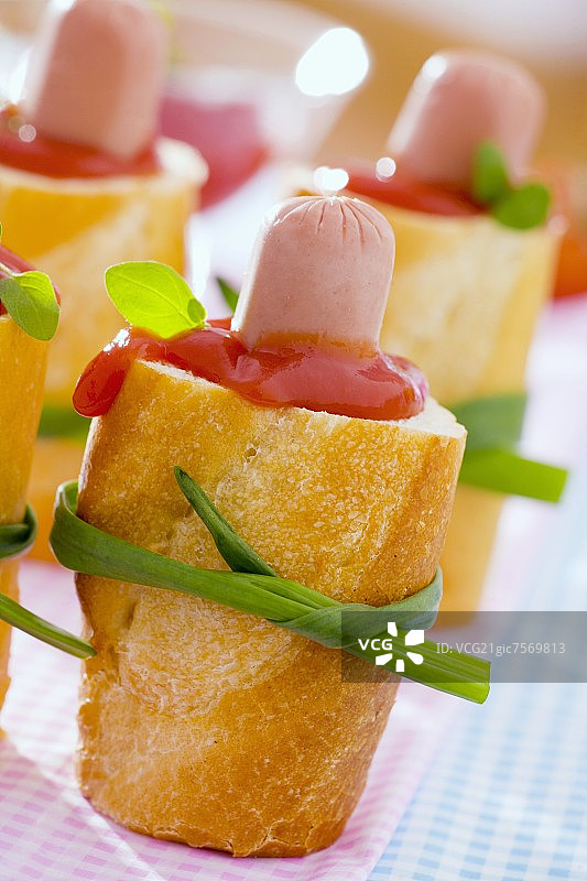 儿童派对用韭菜热狗图片素材