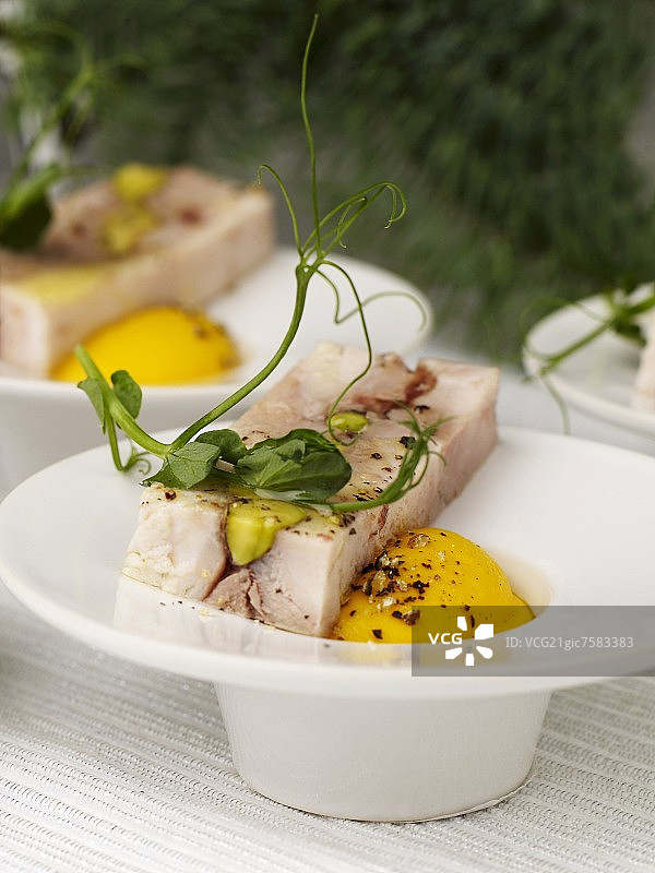 圣诞胡萝卜泥鸡肝冻糕图片素材