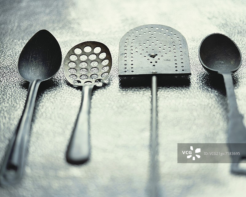 烹饪用具（勺子、漏勺和铲子）图片素材
