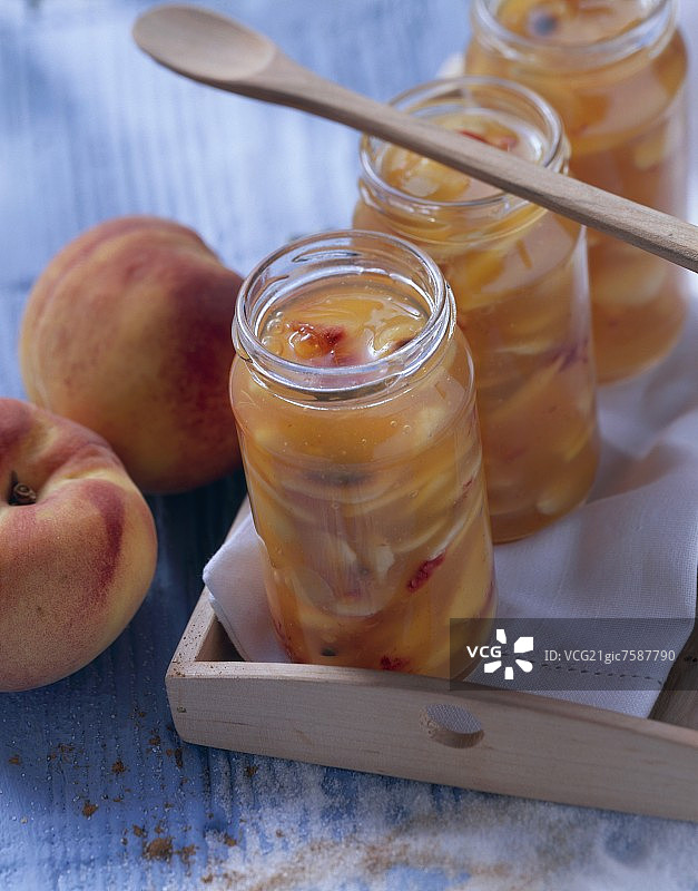 杏仁意式风味桃子蜜饯图片素材
