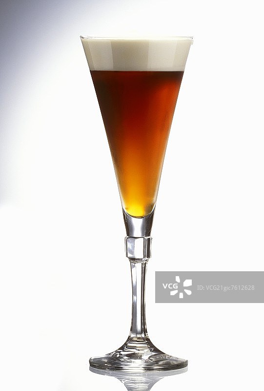 白色俄罗斯鸡尾酒图片素材