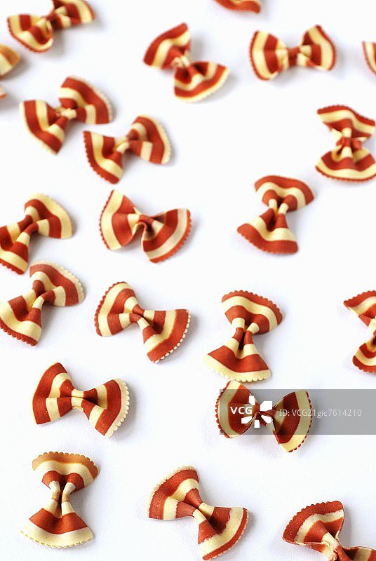 红白条纹领结面图片素材