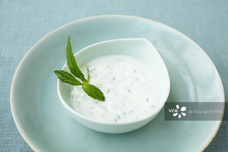 酸奶薄荷调味酱图片素材