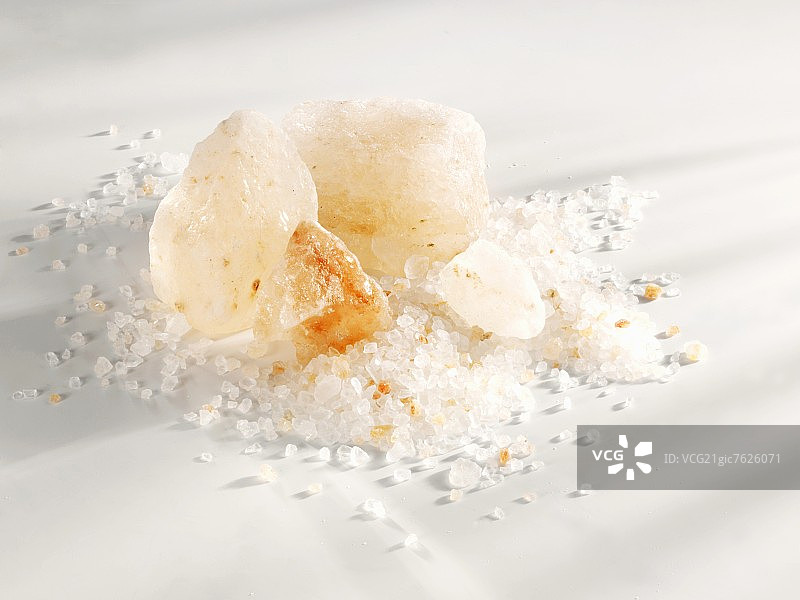 成堆的喜马拉雅盐图片素材