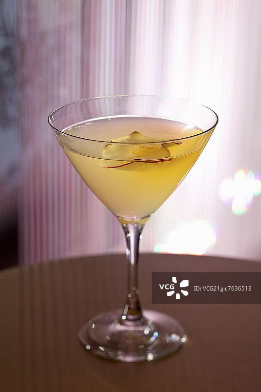 苹果马提尼图片素材