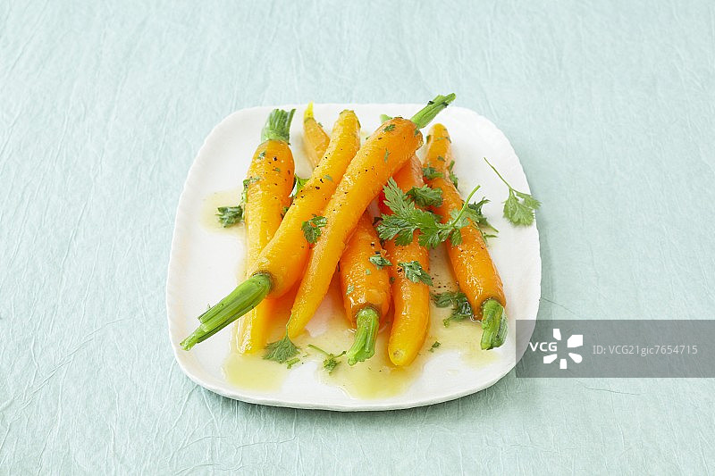 搭配山萝卜黄油的胡萝卜图片素材