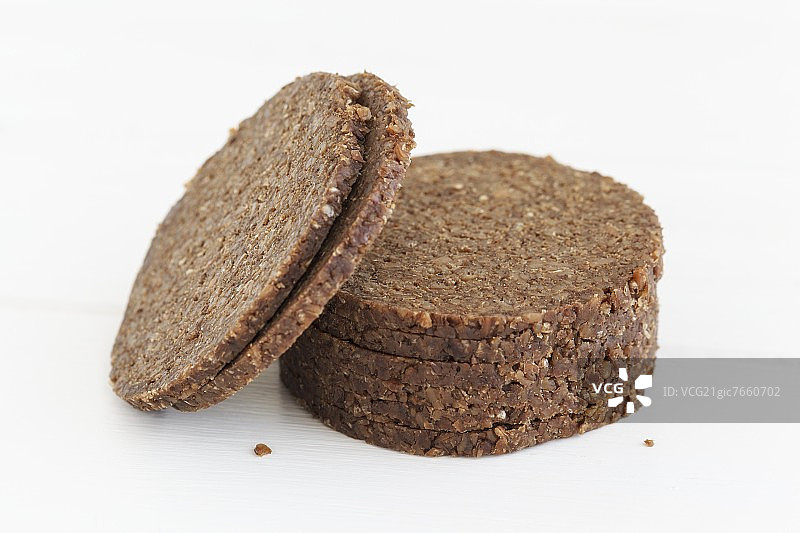 一堆黑麦面包片图片素材