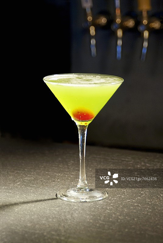 青苹果马提尼图片素材