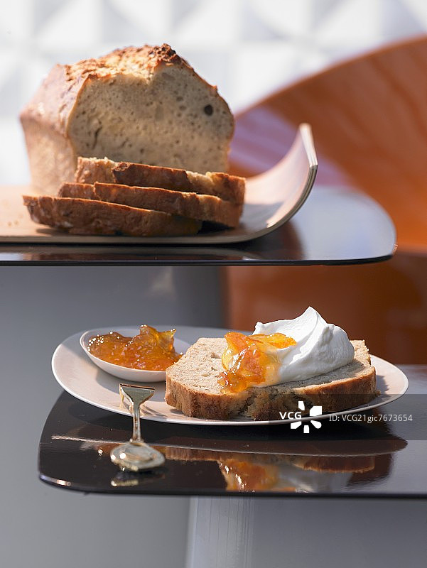 香蕉澳洲坚果面包图片素材