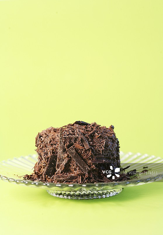 巧克力丘比特蛋糕图片素材