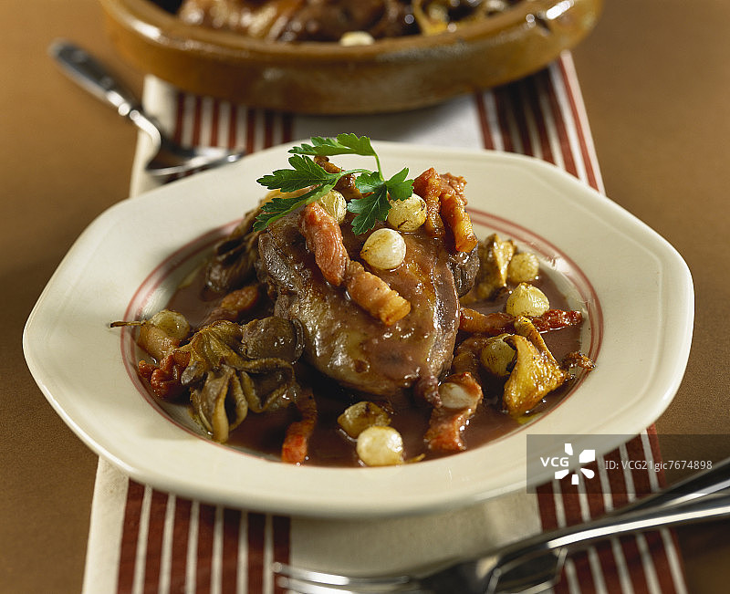 勃艮第红酒炖鸡图片素材