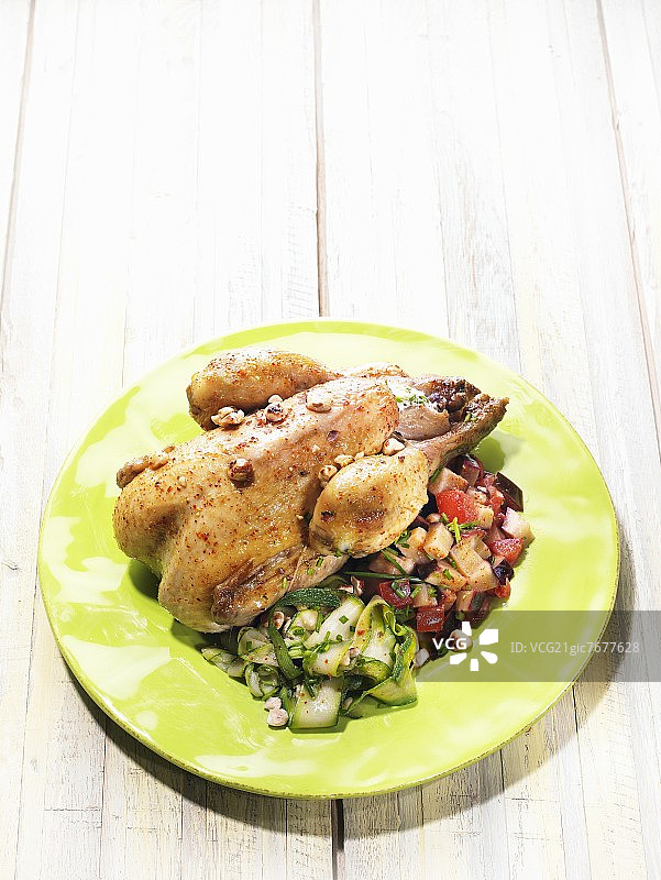 山羊奶酪蔬菜酿鸡图片素材