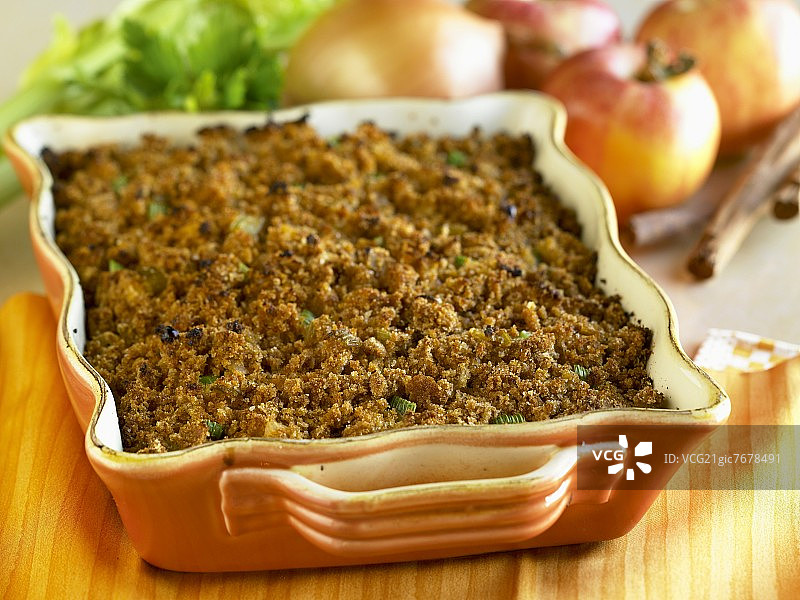 烤盘里的馅料图片素材