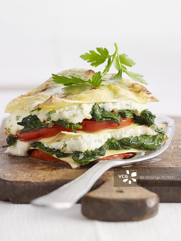 菠菜西红柿蔬菜千层面图片素材