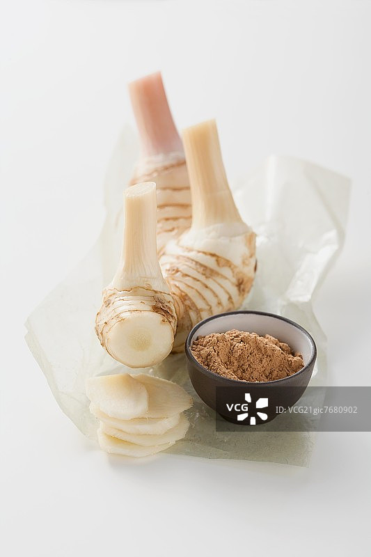 高良姜根和粉末图片素材