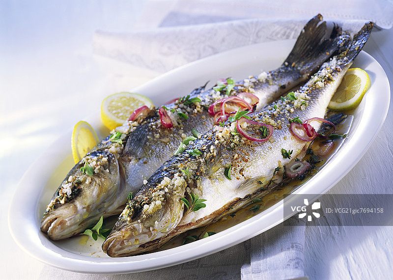 腌制生鳟鱼图片素材