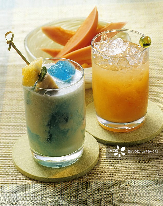 提华纳香蕉船（龙舌兰酒饮品），Pa & Ma（伏特加酒饮品）图片素材