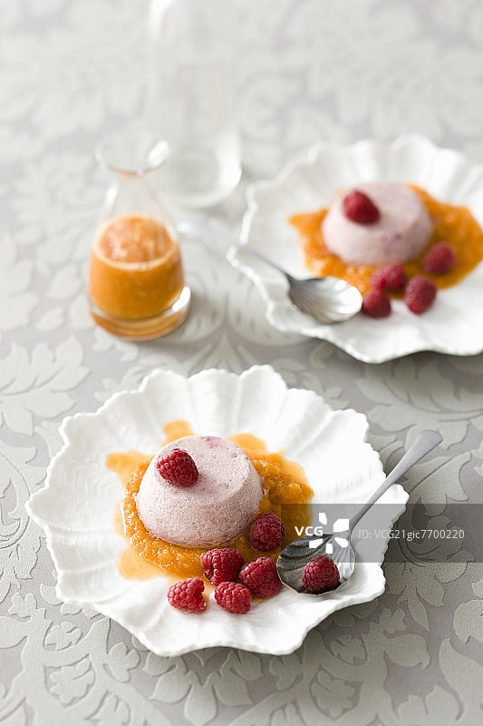 柑橘酱覆盆子慕斯图片素材