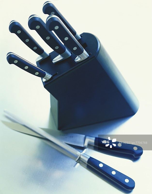 刀架上的刀具图片素材