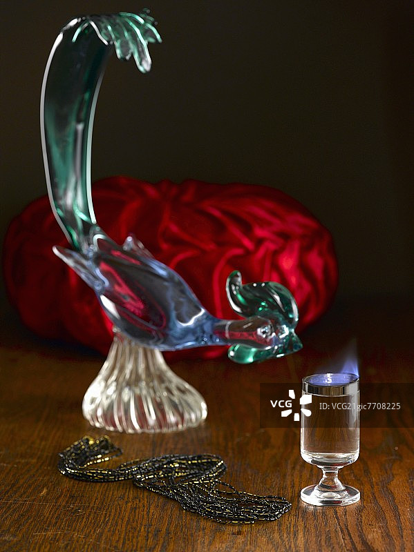 燃烧的桑布卡酒图片素材