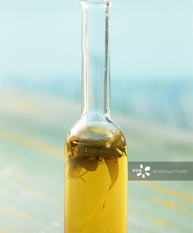 自制野生大蒜醋图片素材