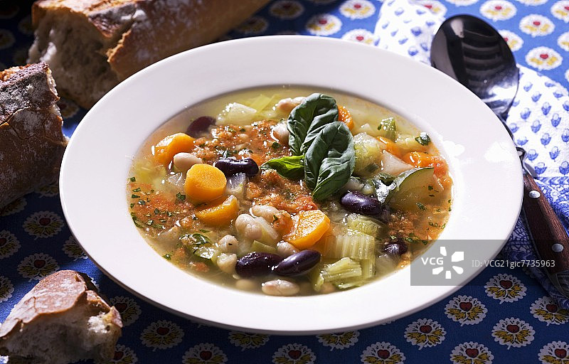 普罗旺斯蔬菜汤图片素材