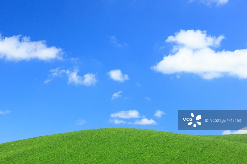 北海道草原与天空图片素材