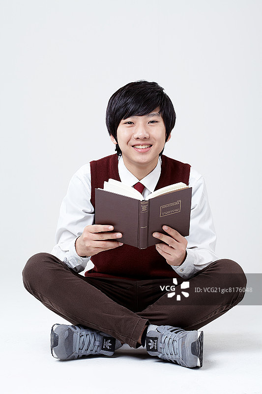 穿着制服的学生图片素材