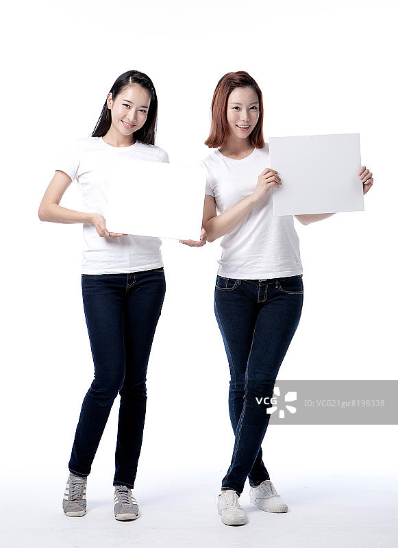 20多岁的女人们参加一个座谈会图片素材