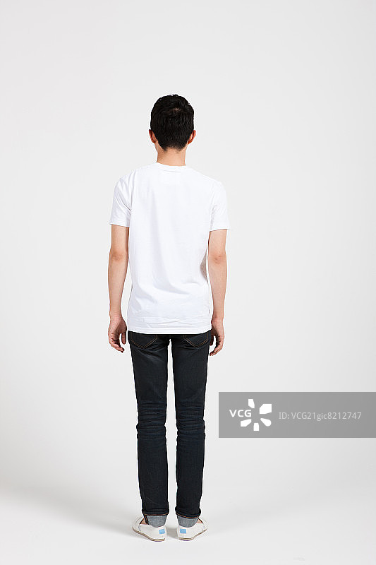 20多岁的年轻人图片素材